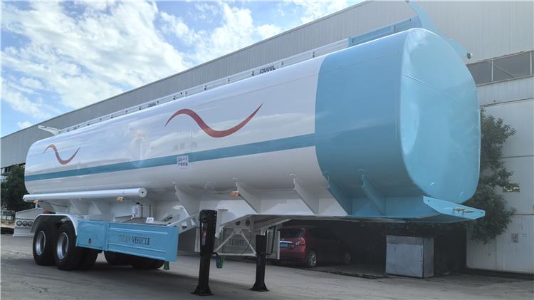 2 Axle 45000 L Petrol Tanker Trailer for Sale In Uganda
