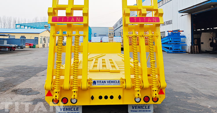 3 Axle Low Bed Trailer Truck for Sale in Uganda