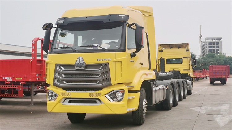 2023 New Howo Trucks for Sale | Howo Truck New Model Tractor Head Truck for Sale In Uganda