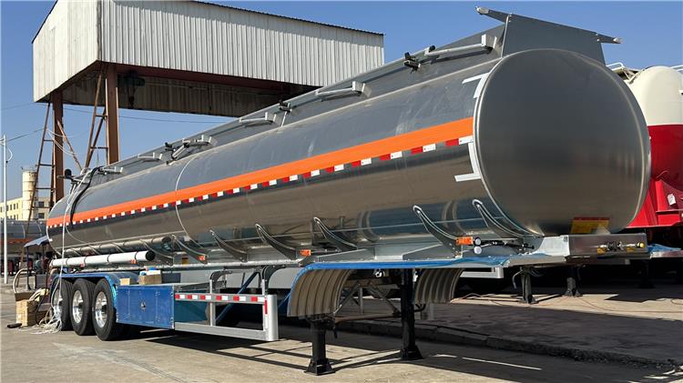 CIMC 50000 Liters Aluminum Tanker Trailer for Sale in Uganda, Kampala | CIMC Trailer for Sale