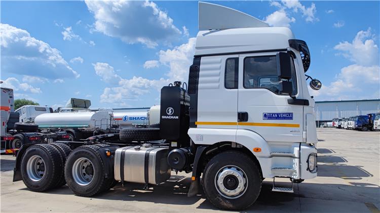 Shacman H3000 Truck Tractor for Sale In Uganda