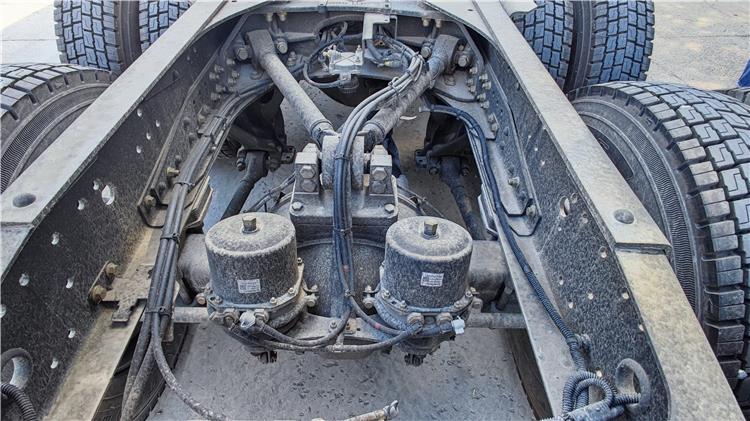Shacman X3000 Truck Head for Sale In Uganda
