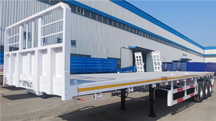 Triple Axle Flatbed Trailer for Sale In Uganda
