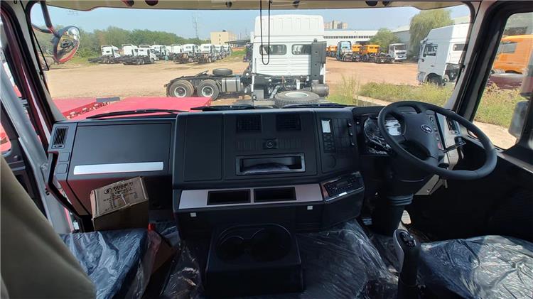 New Shacman F3000 6x4 Tractor Truck Head Price for Sale In Uganda