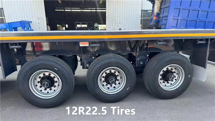 Tri Axle 40 ft Container Transport Platform Semi Trailer for Sale In Uganda