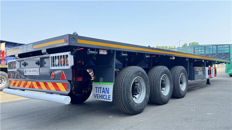 Tri Axle 40 ft Container Transport Platform Semi Trailer for Sale In Uganda