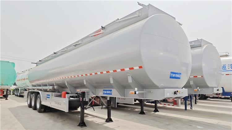 45CBM Oil Tanker Trailer for Sale In Uganda Kampala