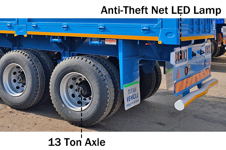 Livestock Flatbed Fence Semi Trailer for Sale in Uganda